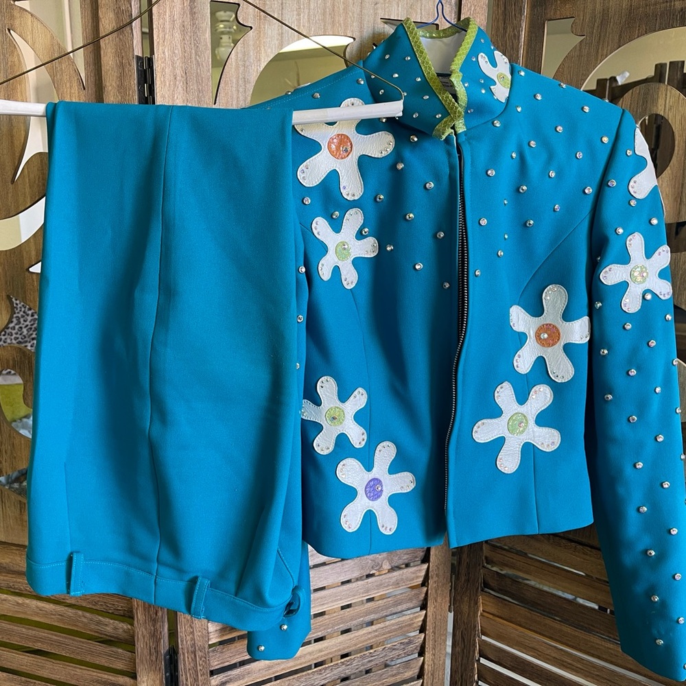 Groovy 60s/70s Western Teal Floral & Bling Embellished Jacket & Matching Pants